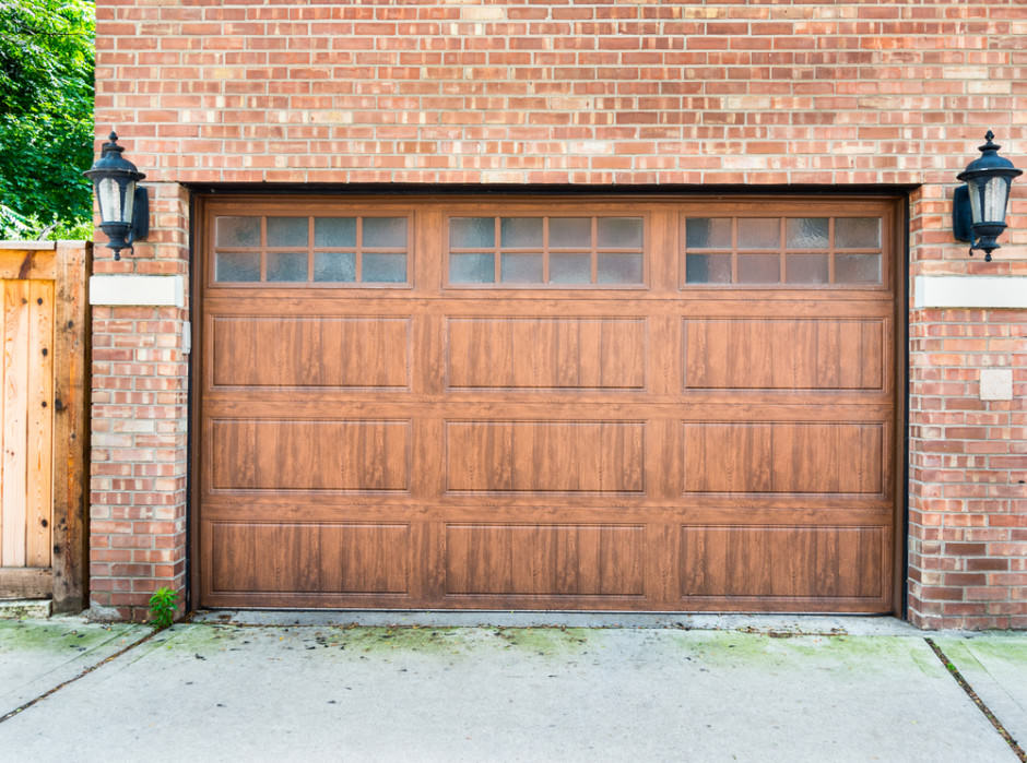 Top Ways to Improve the Energy Efficiency of Your Garage