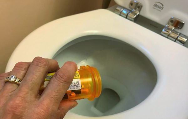 flushing prescription drugs down toilet