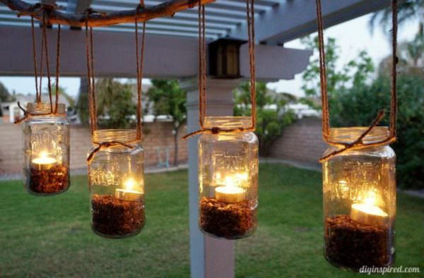 DIY outdoor Mason jar chandelier