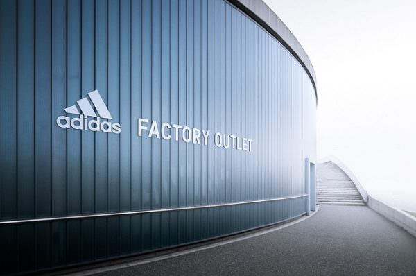 Adidas factory outlet exterior