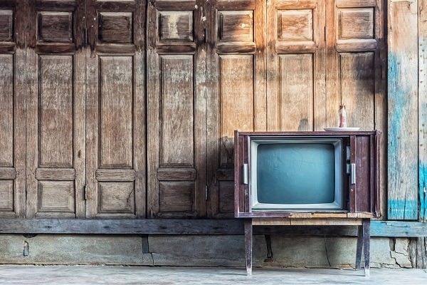 CRT TVs were the most common type of TV sold until 2004. Photo credit: Shutterstock.com