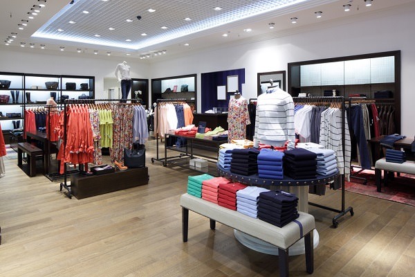 It takes a lot of resources to keep a brick-and-mortar store running. Photo: Shutterstock.com