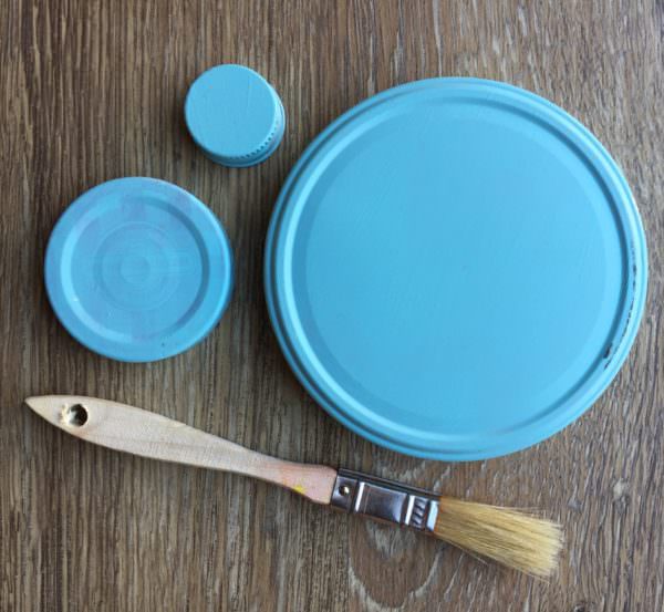 paint the container lids