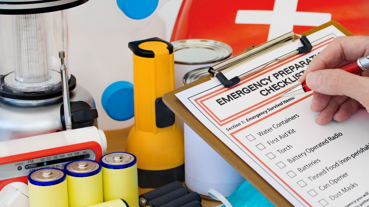 Emergency preparedness checklist and materials for emergency kit