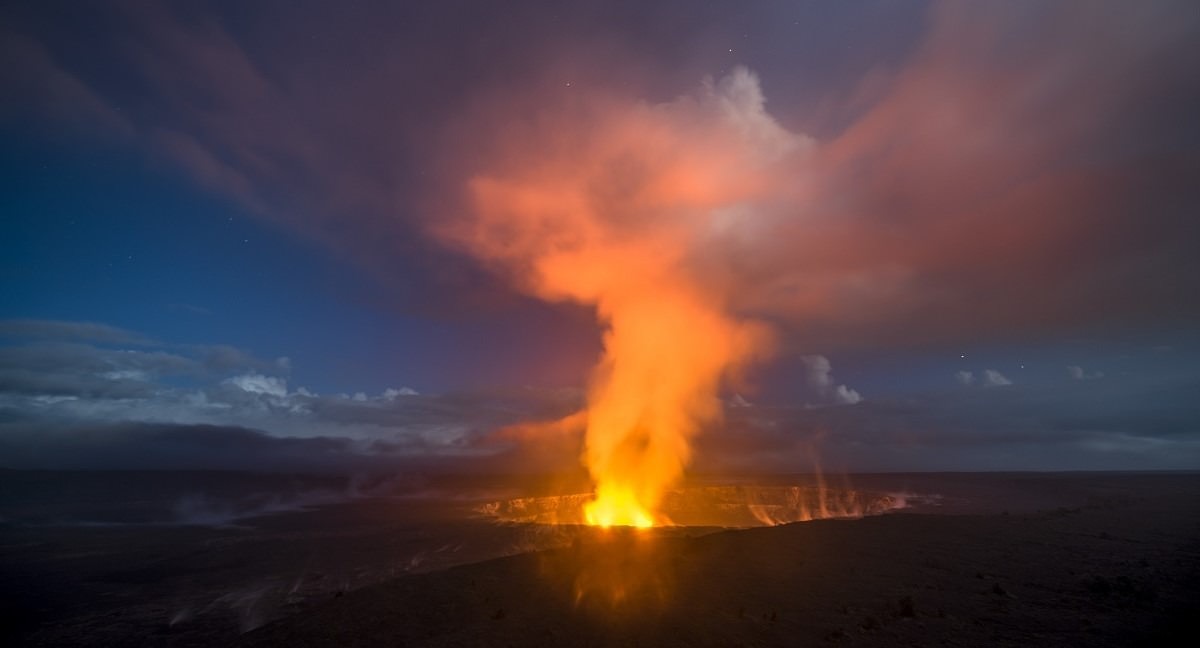 Kilauea volcano at night