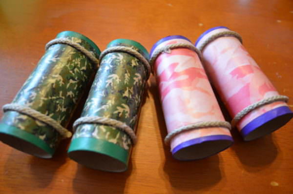 binoculars made from toilet paper tubes