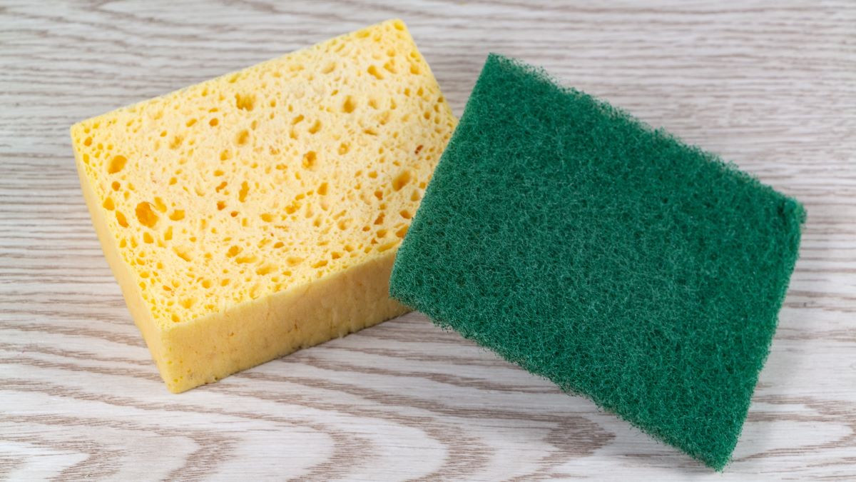 yellow kitchen sponge and green scrub pad